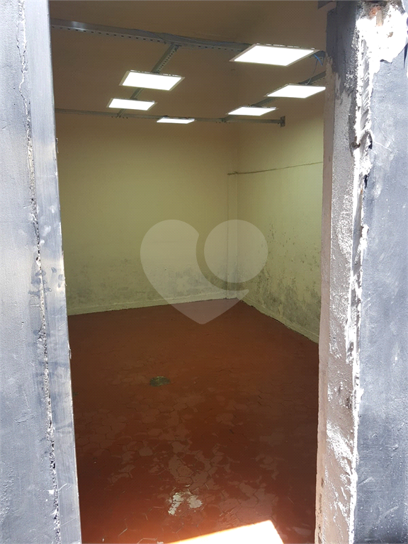 VENDE-SE SOBRADO COMERCIAL DE 400 m² NA AV. CASA VERDE