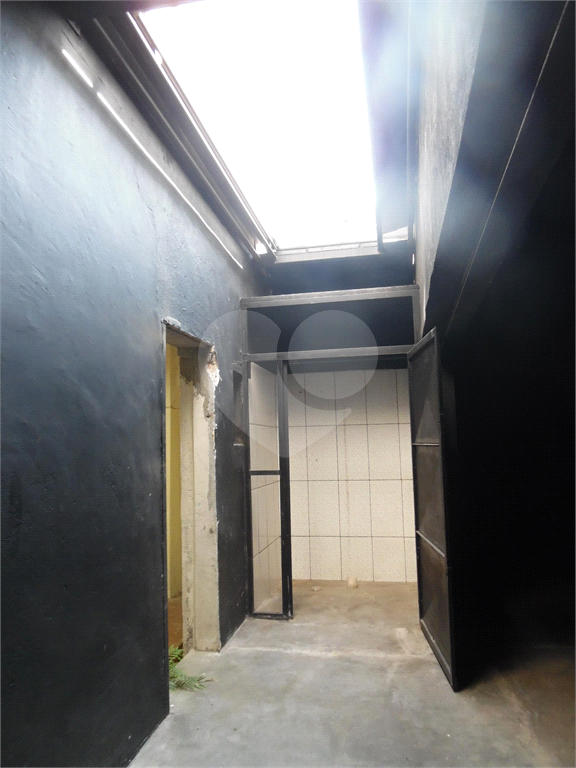 VENDE-SE SOBRADO COMERCIAL DE 400 m² NA AV. CASA VERDE