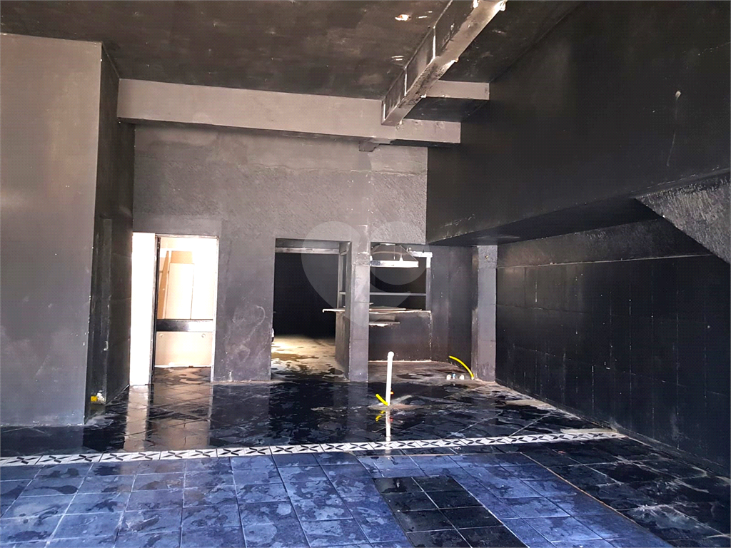 VENDE-SE SOBRADO COMERCIAL DE 400 m² NA AV. CASA VERDE
