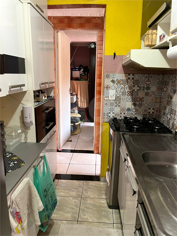 Apartamento à venda com 2 quartos, 40m² - Foto 3