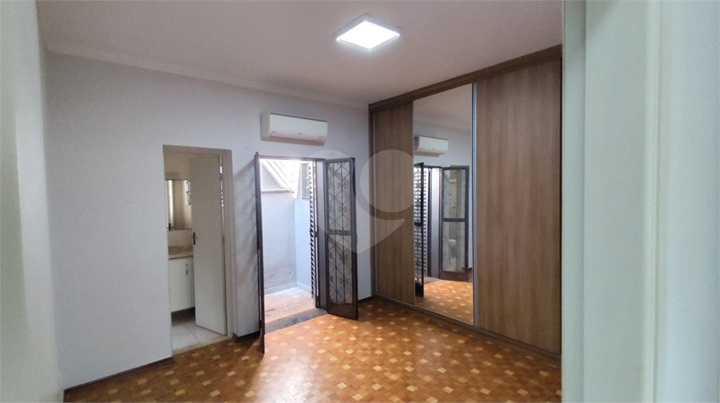 Casa à venda com 3 quartos, 240m² - Foto 16