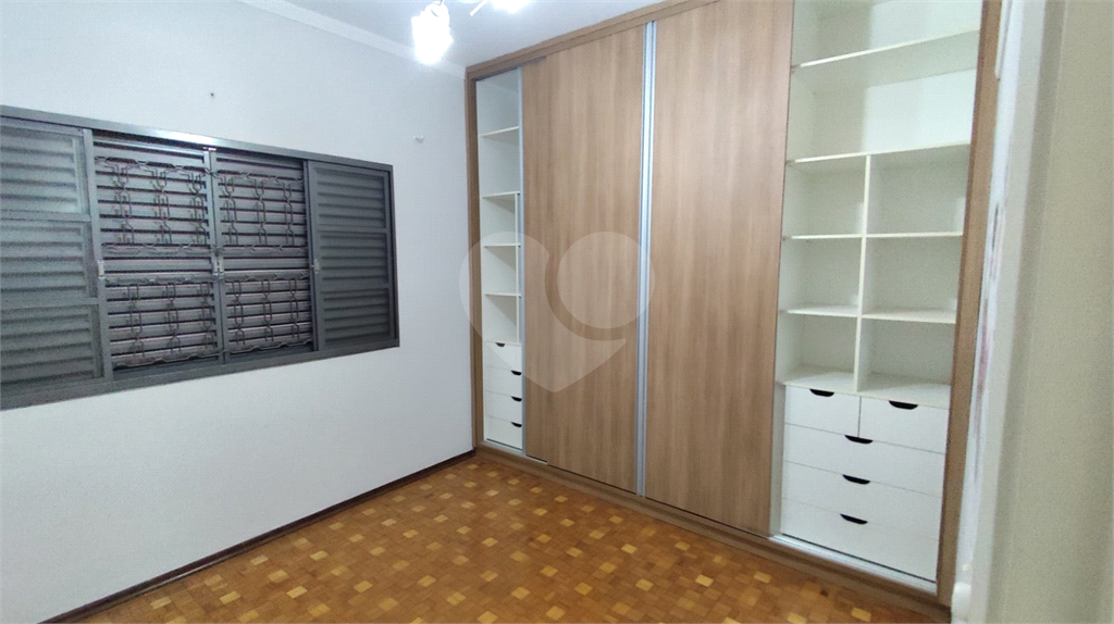 Casa à venda com 3 quartos, 240m² - Foto 29