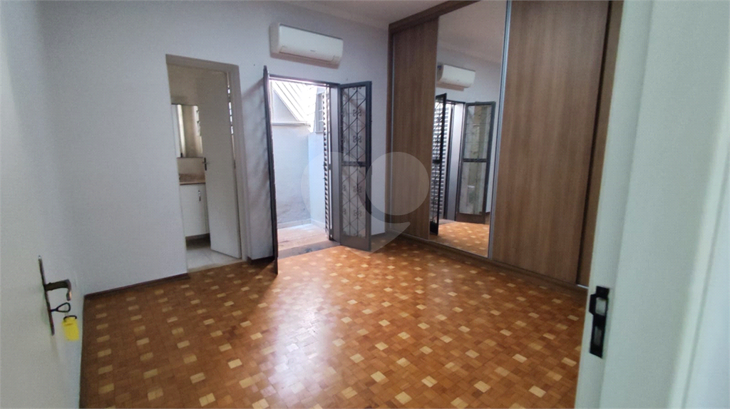 Casa à venda com 3 quartos, 240m² - Foto 20