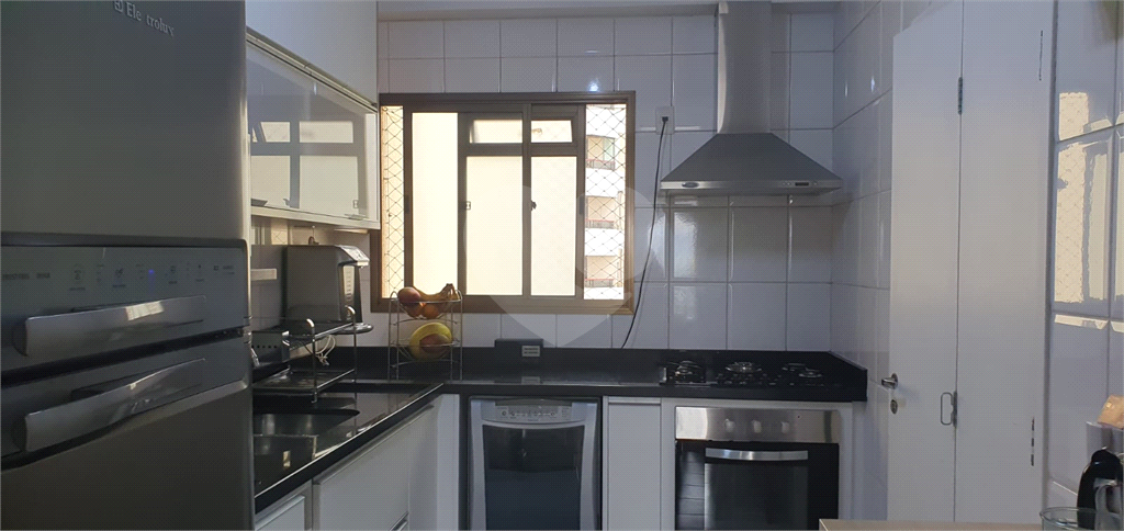 APARTAMENTO em SANTANA