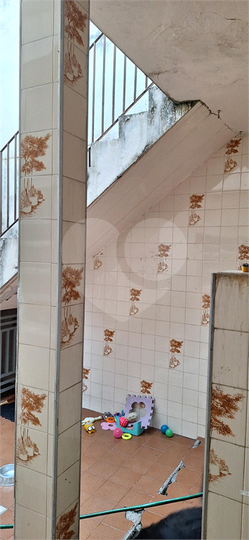 Casa Térrea com 02 dormitórios no Jardim Tremembe 07 minutos metro Tucuruvi