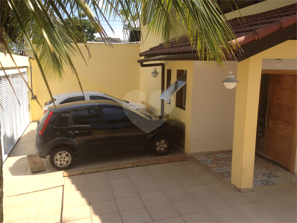 SOBRADO em JARDIM VIRGÍNIA