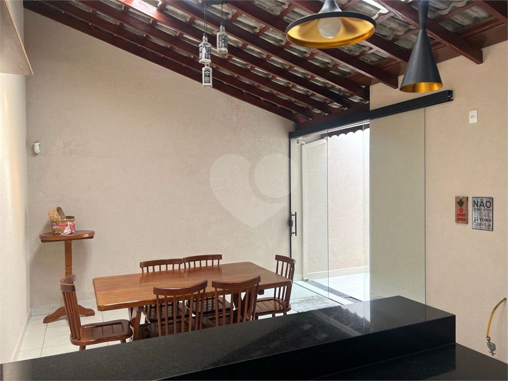 Sobrado à venda com 2 quartos, 216m² - Foto 44