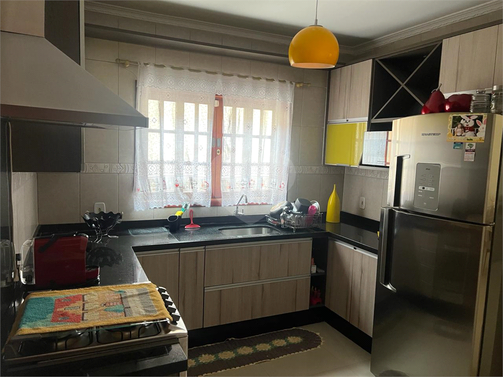 Sobrado à venda com 2 quartos, 216m² - Foto 32