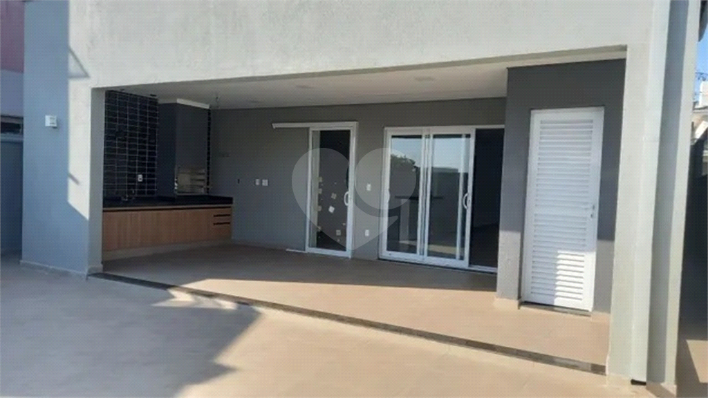 Casa de Condomínio à venda com 3 quartos, 224m² - Foto 4