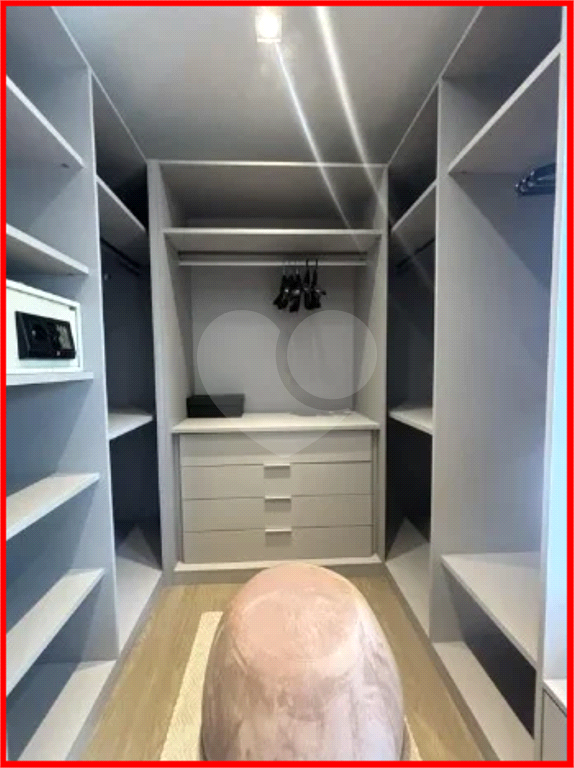 APARTAMENTO em BROOKLIN