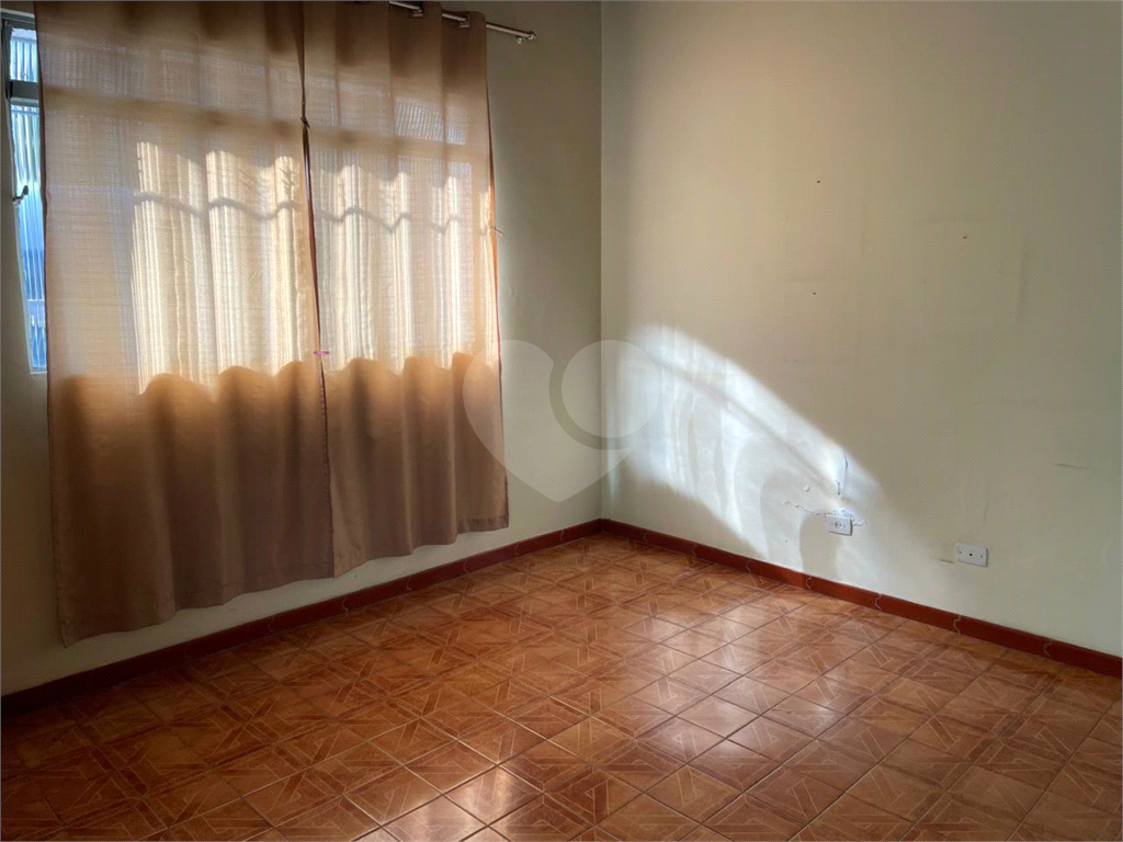 Casa à Venda com 120 m² | 2 Dormitórios | 3 Banheiros | Próximo ao Metrô Belém