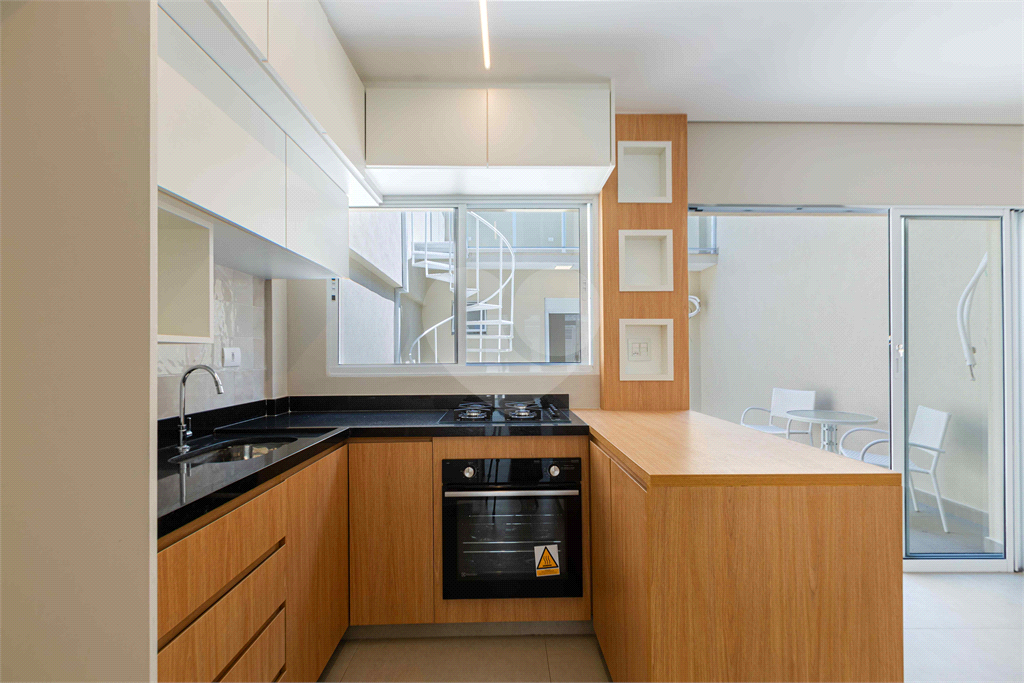 Casa de 107,5m² com 2 suítes internas e uma suíte na edícula quintal 2 vagas Perdizes