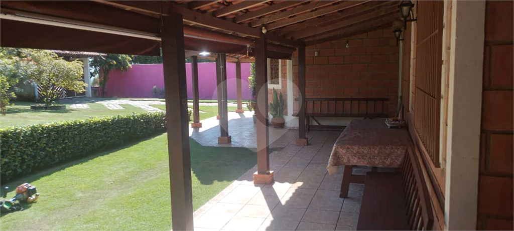 Chácara à venda com 3 quartos, 273m² - Foto 15
