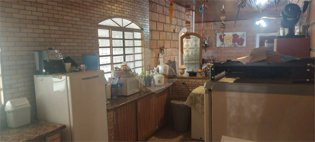 Chácara à venda com 3 quartos, 273m² - Foto 8