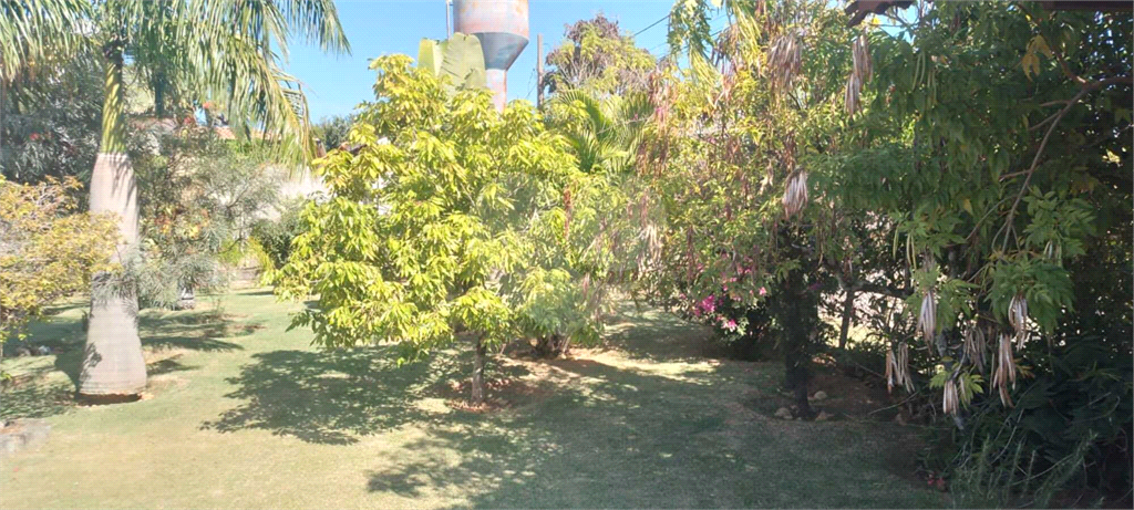 Chácara à venda com 3 quartos, 273m² - Foto 32