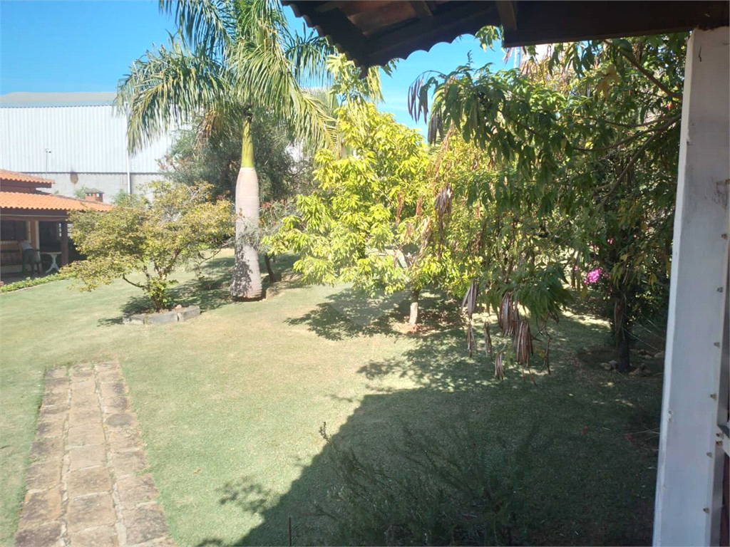 Chácara à venda com 3 quartos, 273m² - Foto 9