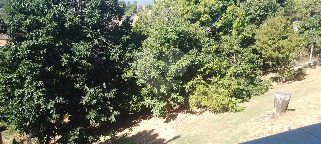 Chácara à venda com 3 quartos, 273m² - Foto 25