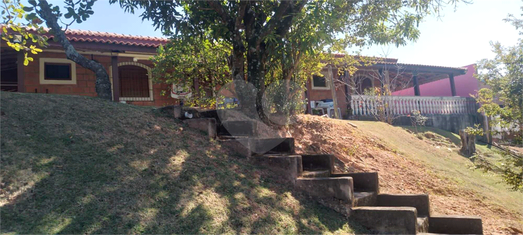 Chácara à venda com 3 quartos, 273m² - Foto 5