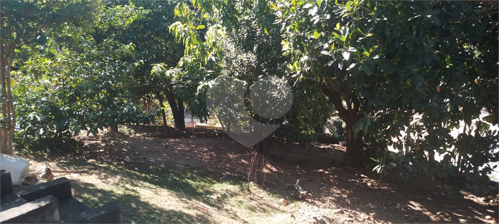 Chácara à venda com 3 quartos, 273m² - Foto 14