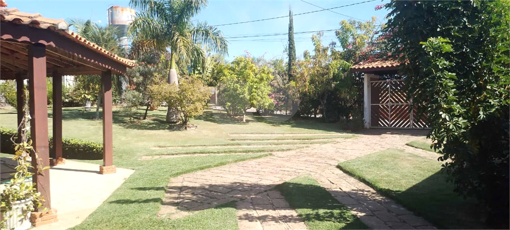 Chácara à venda com 3 quartos, 273m² - Foto 4