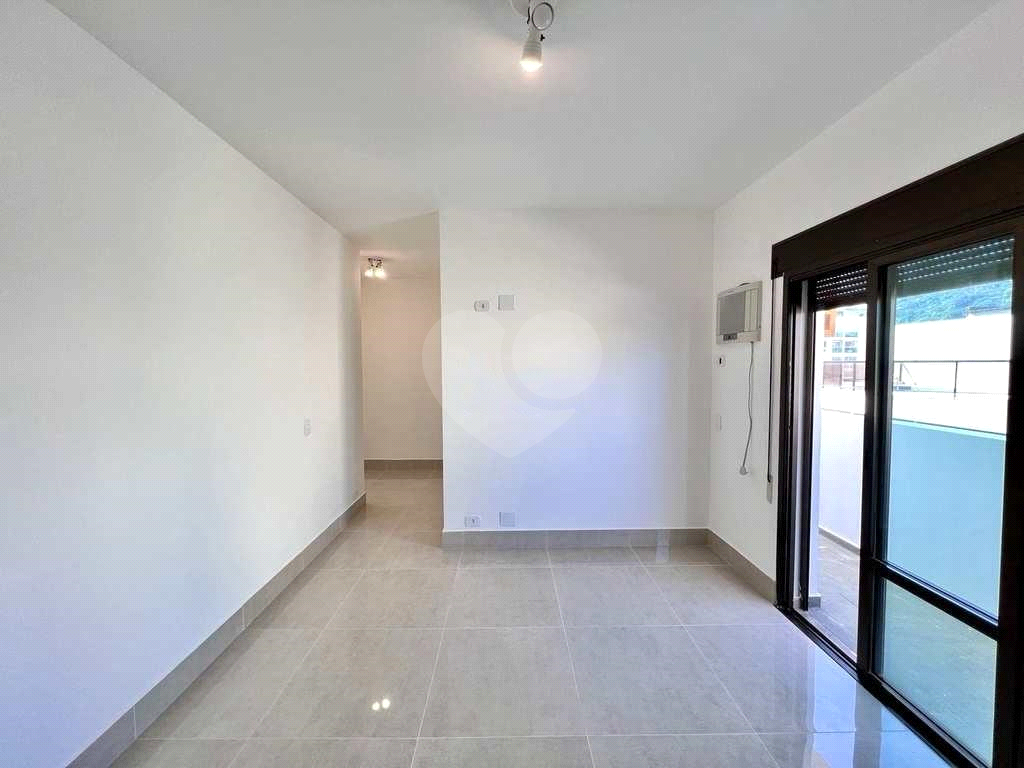 Cobertura de Luxo com Vista para o Mar na Enseada, Guarujá