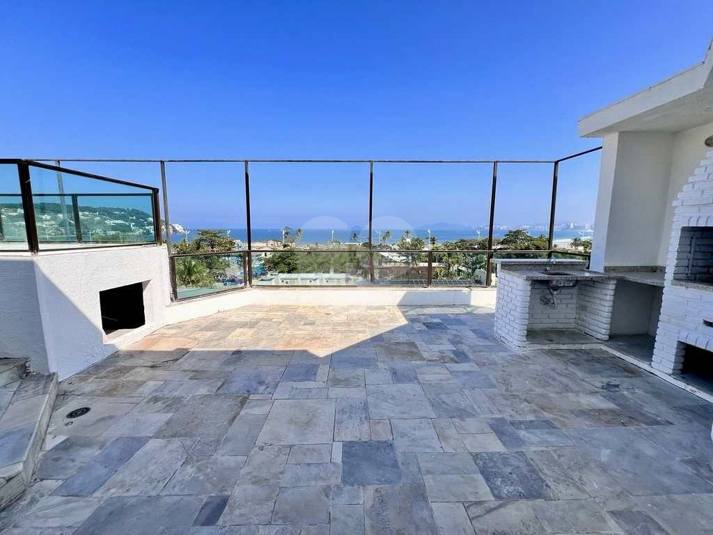 Cobertura de Luxo com Vista para o Mar na Enseada, Guarujá