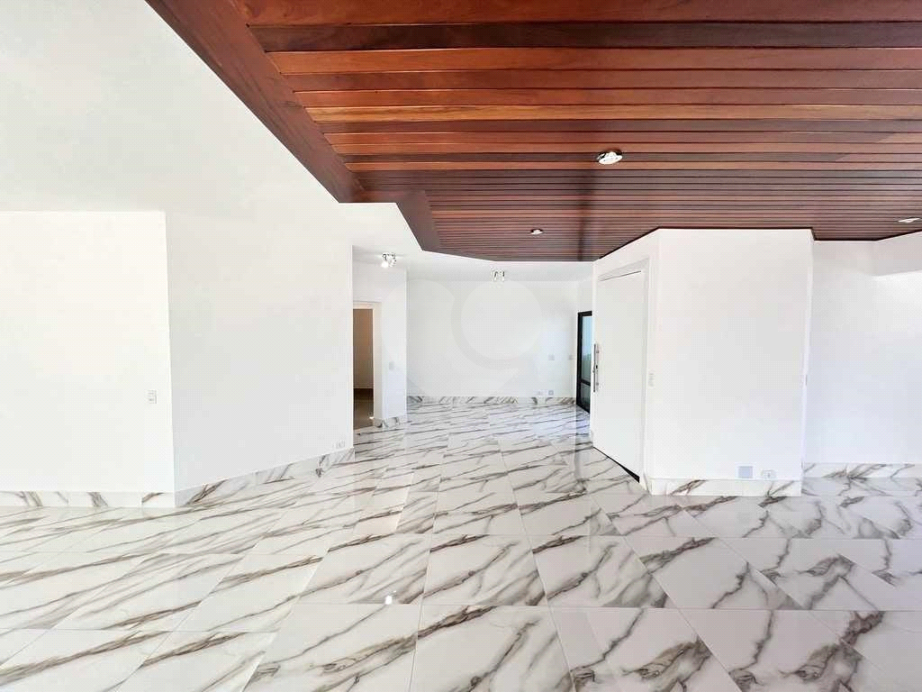 Cobertura de Luxo com Vista para o Mar na Enseada, Guarujá