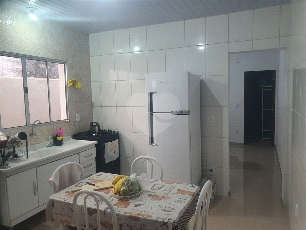 Casa à venda com 2 quartos, 60m² - Foto 6