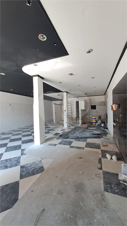 Salão Comercial + Residência na Vila Medeiros