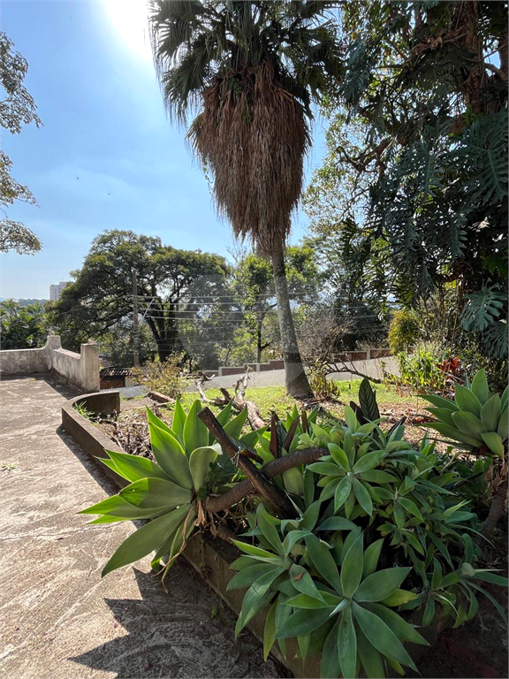 Oportunidade de viver bem com muito espaço, conforto e área verde!