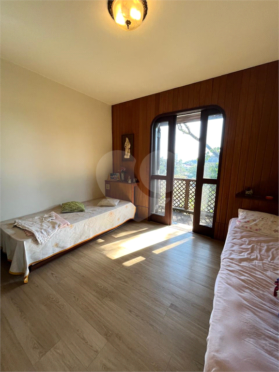 Oportunidade de viver bem com muito espaço, conforto e área verde!