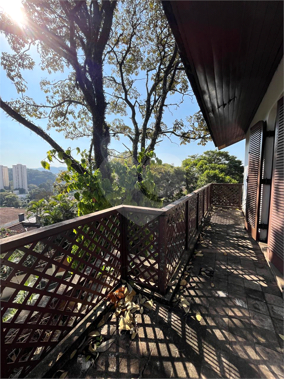 Oportunidade de viver bem com muito espaço, conforto e área verde!