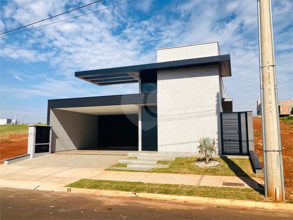 Casa de Condomínio à venda com 3 quartos, 191m² - Foto 1