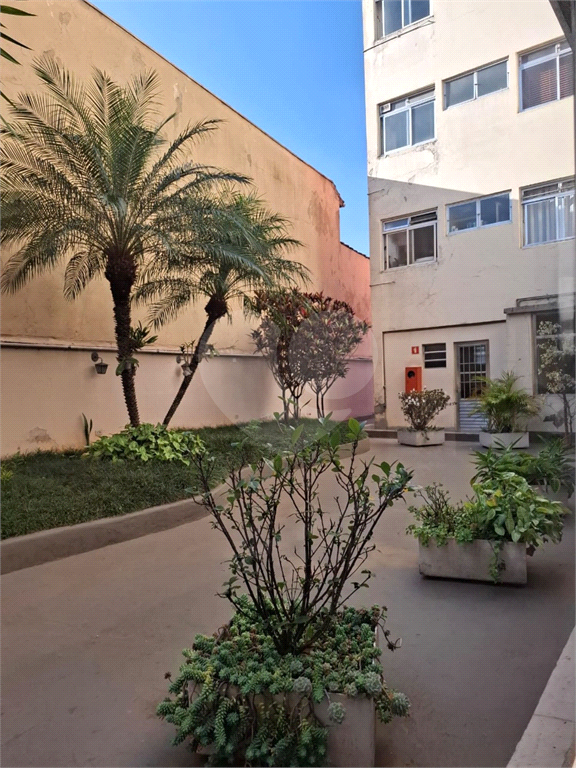 APARTAMENTO em VILA MADALENA