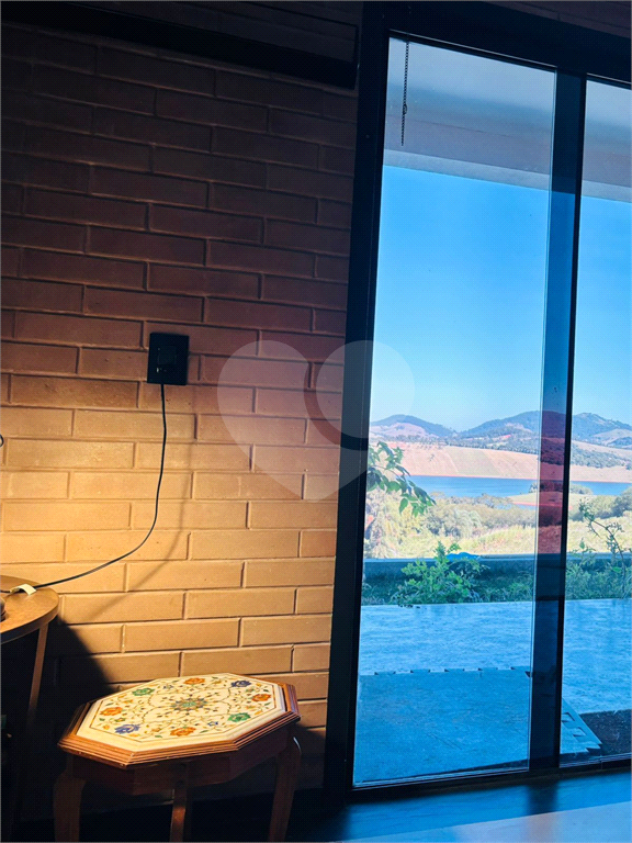 Casa à venda com 2 quartos, 150m² - Foto 8