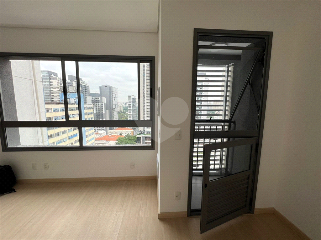 Apartamento a venda  com 25 m2 em Pinheiros