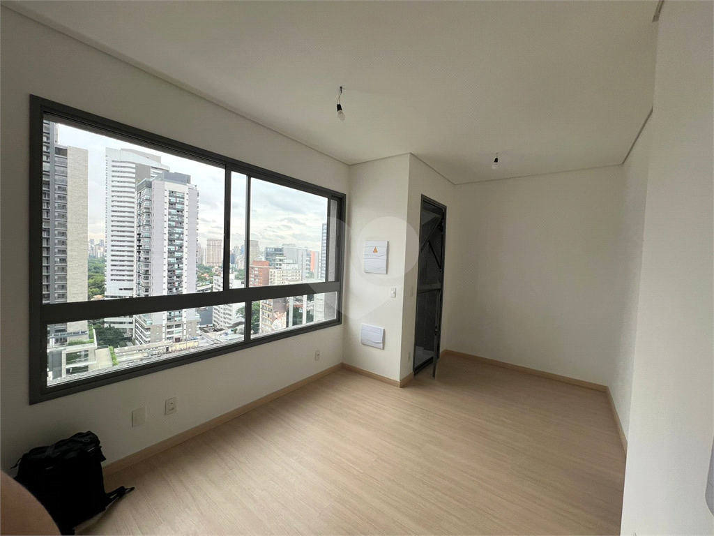 Apartamento a venda  com 25 m2 em Pinheiros