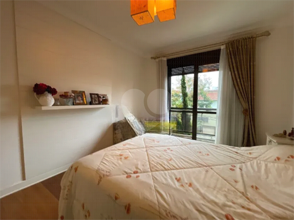 APARTAMENTO em SANTANA