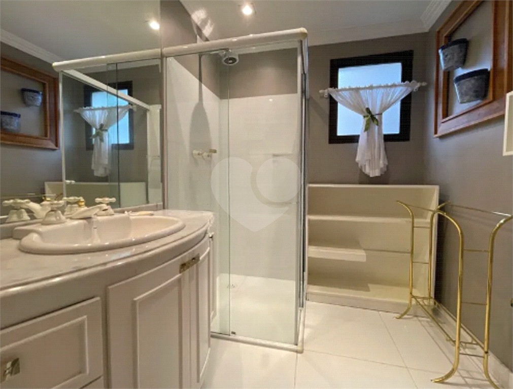 APARTAMENTO em SANTANA