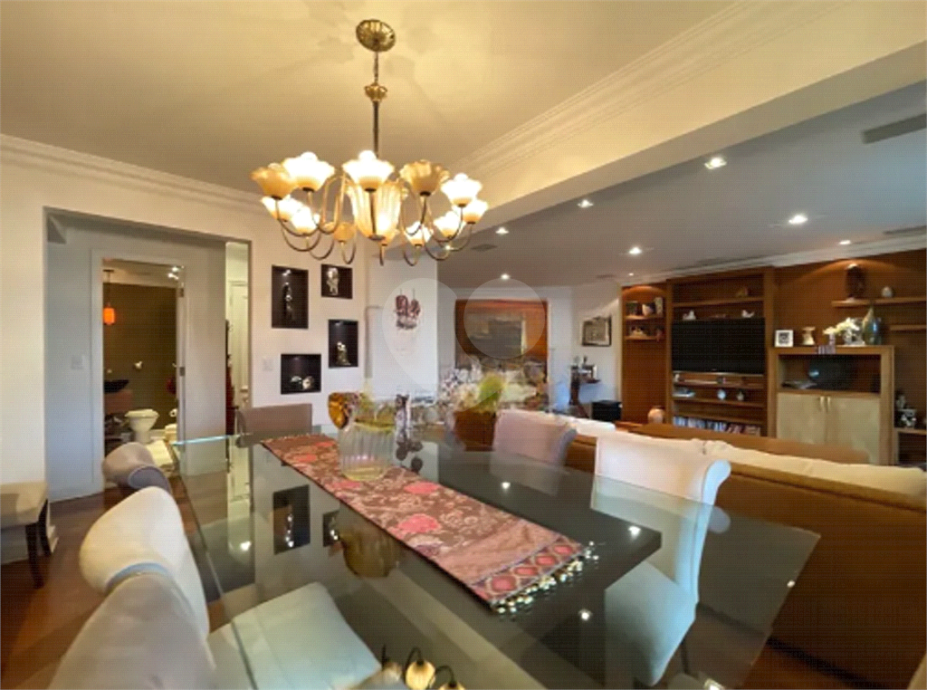 APARTAMENTO em SANTANA
