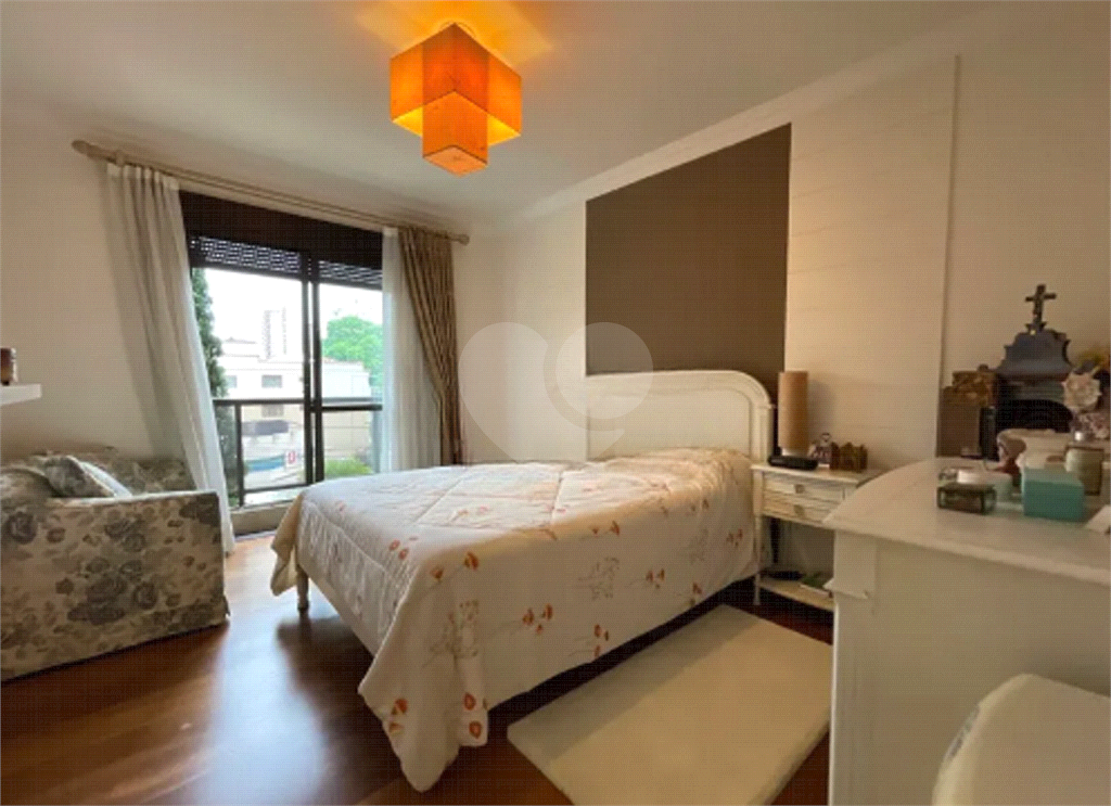 APARTAMENTO em SANTANA