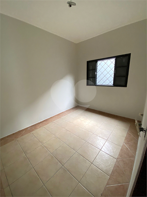 Casa à venda com 3 quartos, 170m² - Foto 9