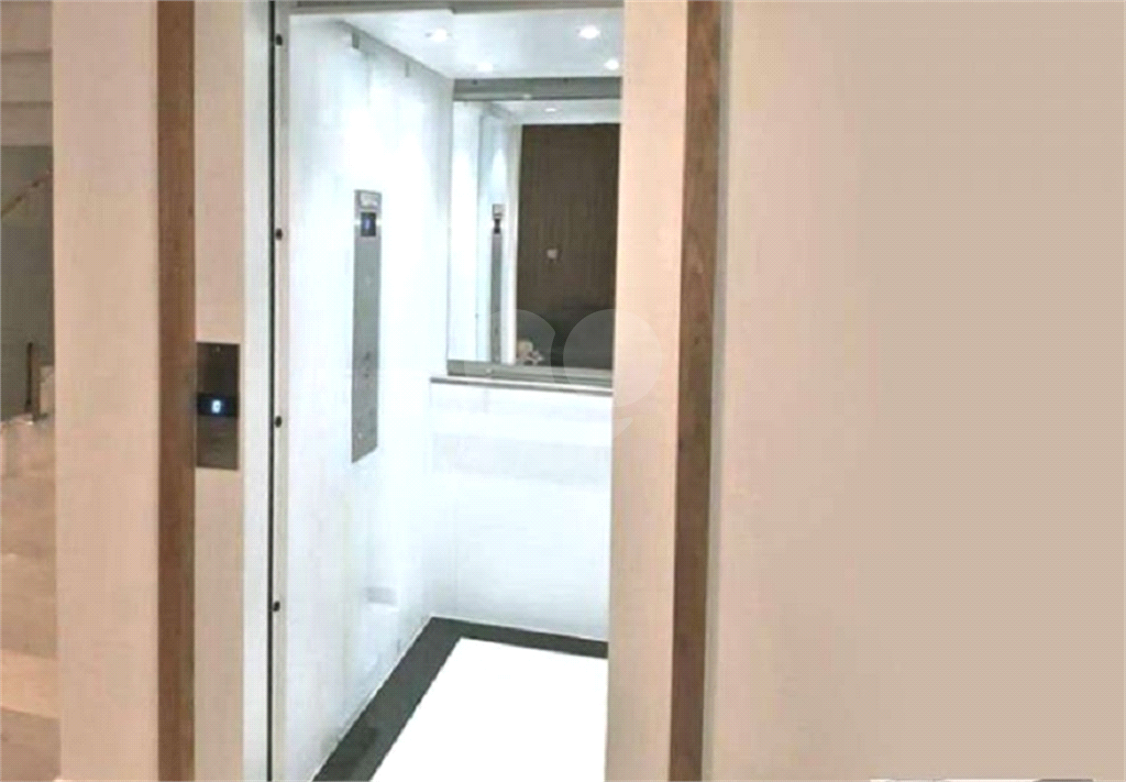 Studio a 600 metros do metro Parada Inglesa com elevador e academia