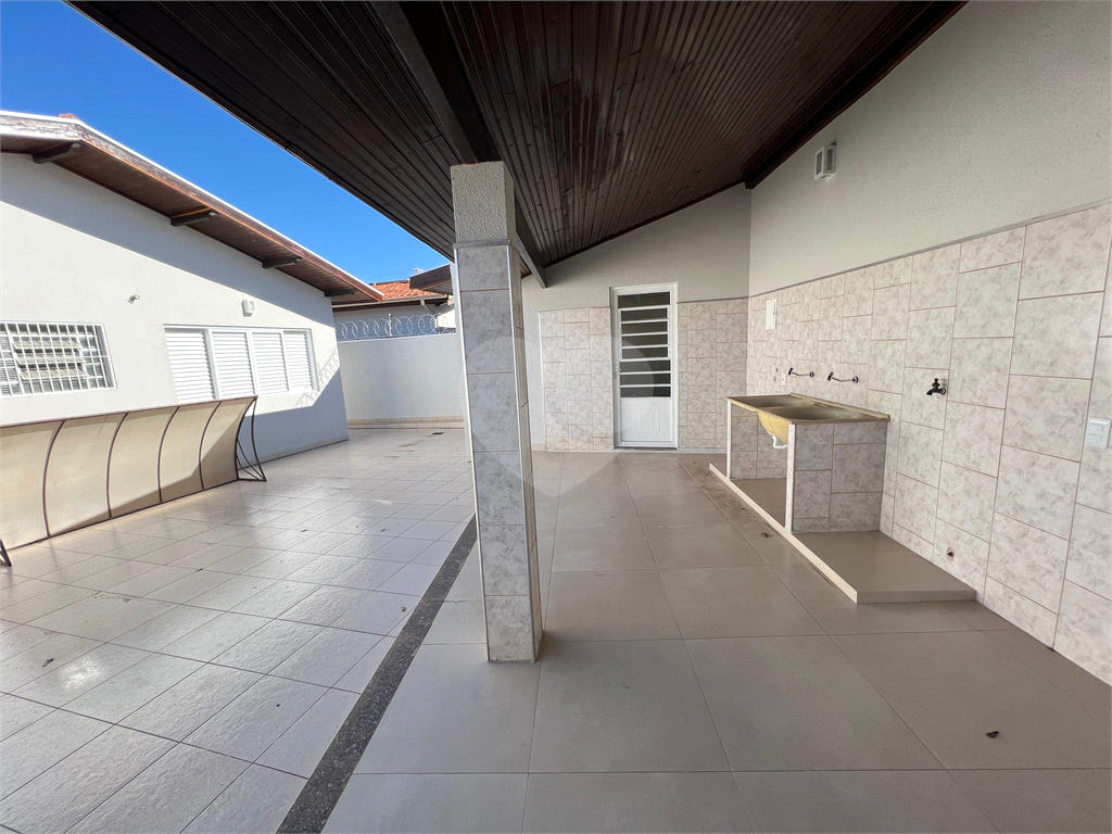 Casa à venda com 4 quartos, 256m² - Foto 18