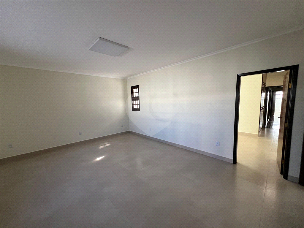 Casa à venda com 4 quartos, 256m² - Foto 5