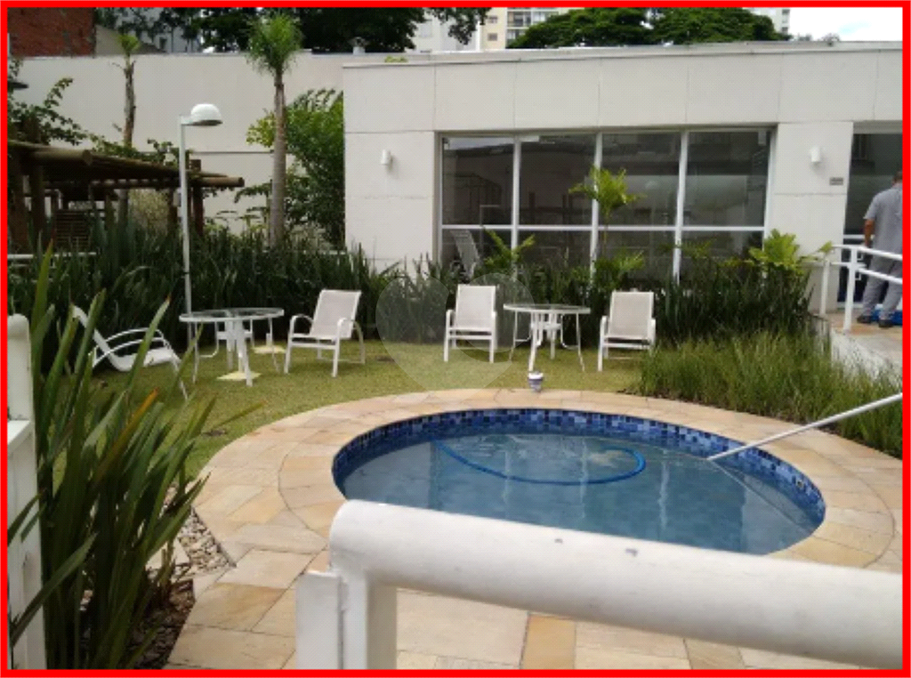APARTAMENTO em BARRA FUNDA