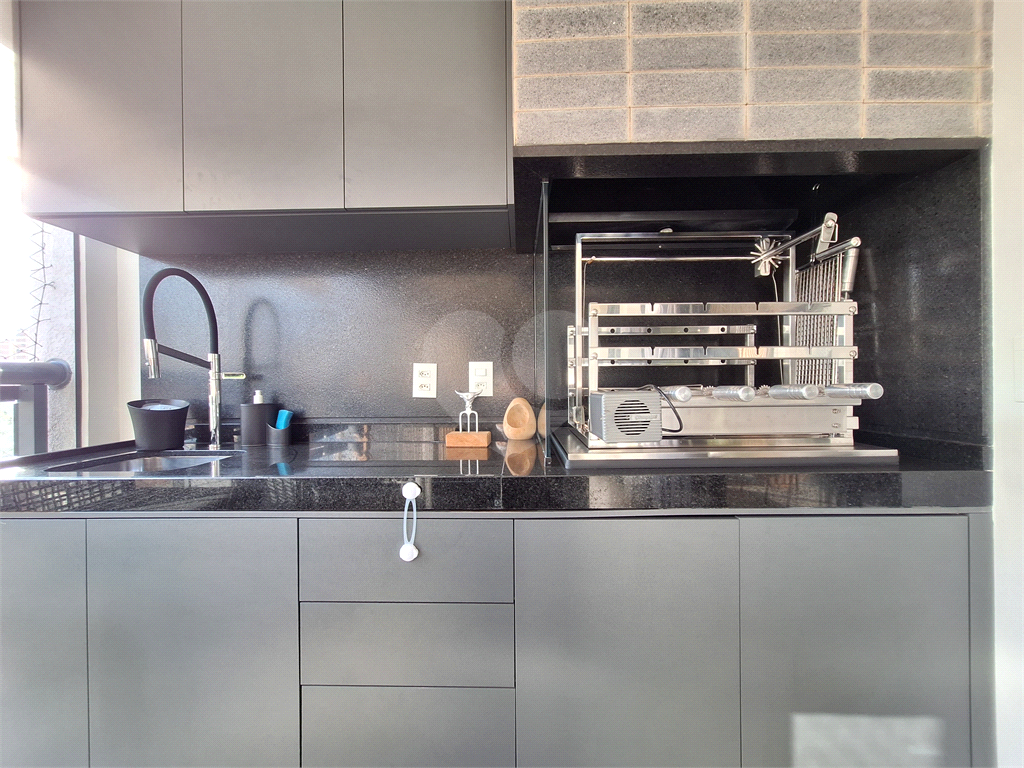 APARTAMENTO em VILA ROMANA