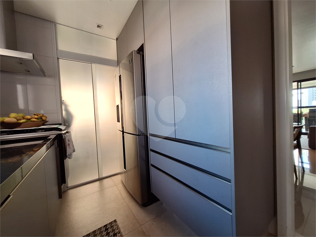 APARTAMENTO em VILA ROMANA