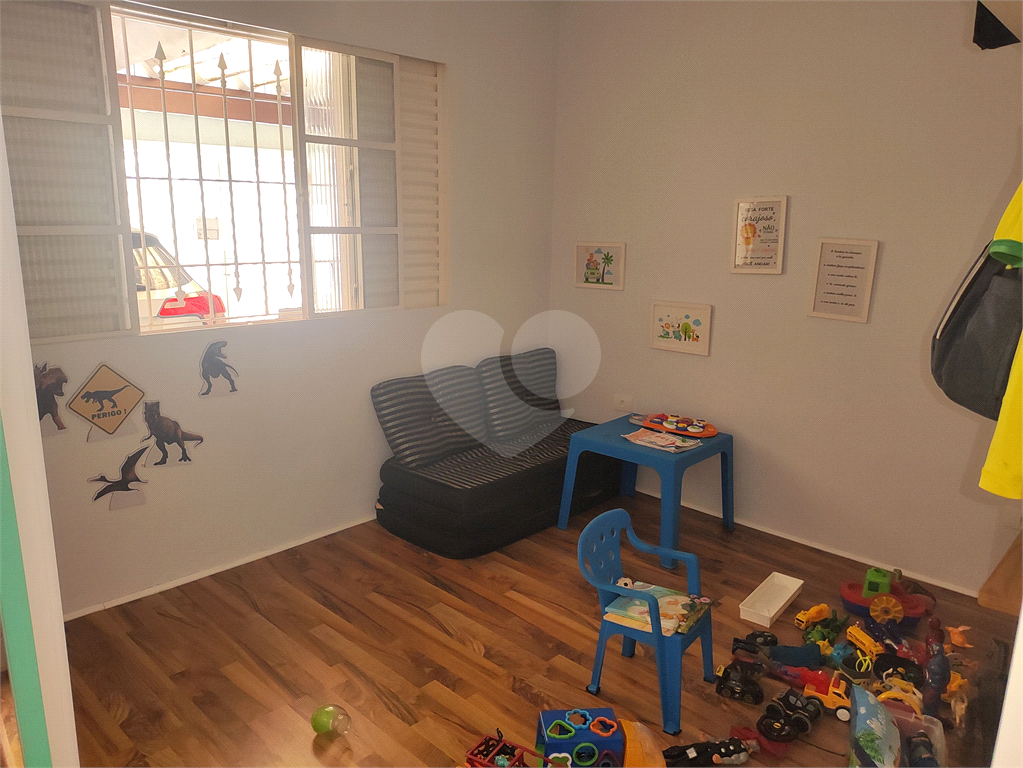 SOBRADO DE VILA COM 165 M² - E ESPAÇO GOURMET
