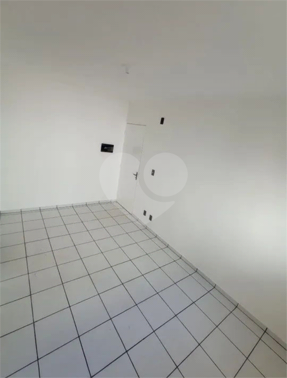 Apartamento à venda com 2 quartos, 52m² - Foto 9